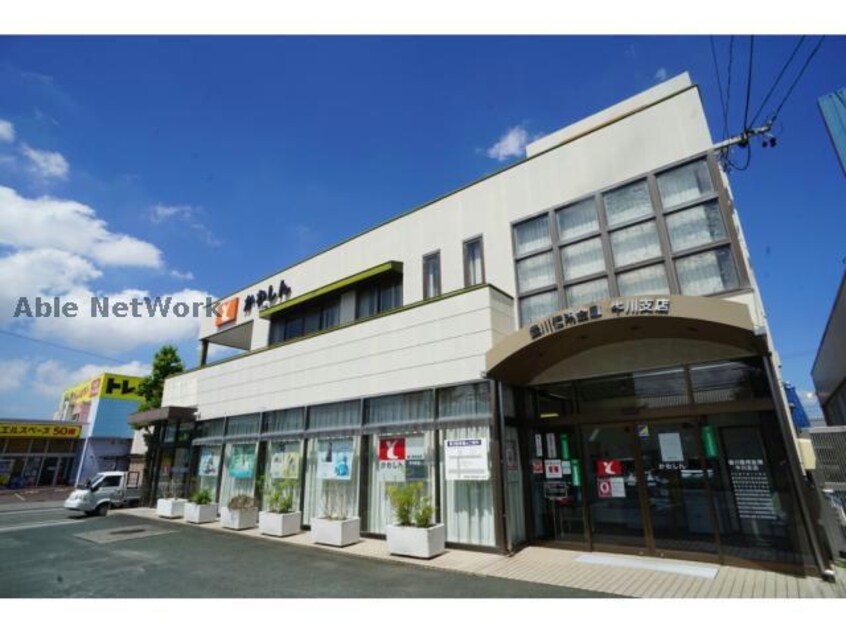 豊川信用金庫牛川支店(銀行)まで1242m Ｐｕｒｐｌｅ　Ｒｏｓｅ