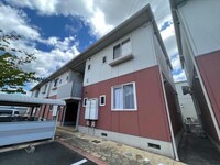 チャーリーズE棟