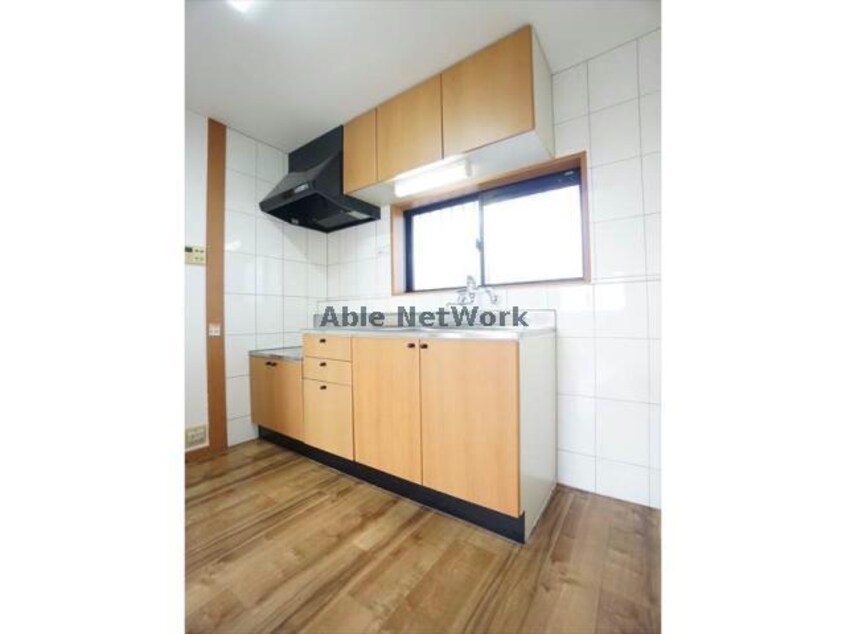 同型 ホワイトハウス草間