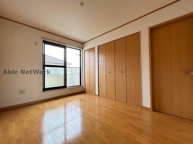 ※同型タイプです。（B103） Sankirai