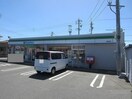 ファミリーマート西岩田店(コンビニ)まで310m セルリアンコート