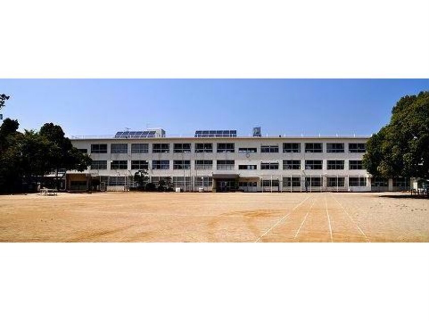 豊橋市立大村小学校(小学校)まで641m オリオン浅野