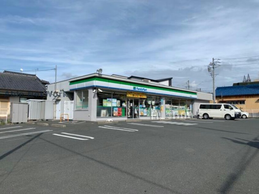 ファミリーマート豊橋中浜店(コンビニ)まで183m Ｃａｓａ　Ｂｉａｎｃｏ