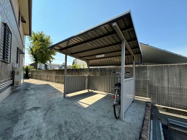 E リビングタウン下地