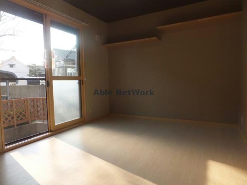  リビングタウン下地