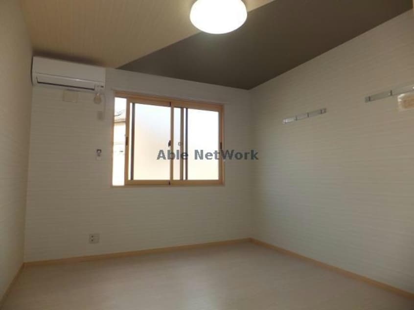  リビングタウン下地