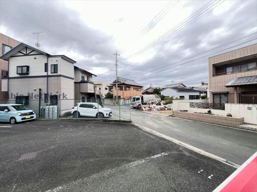  ノイエス前田南