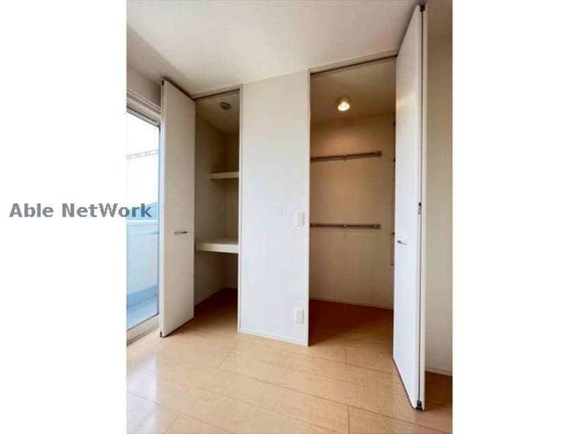  プール・トゥジュール