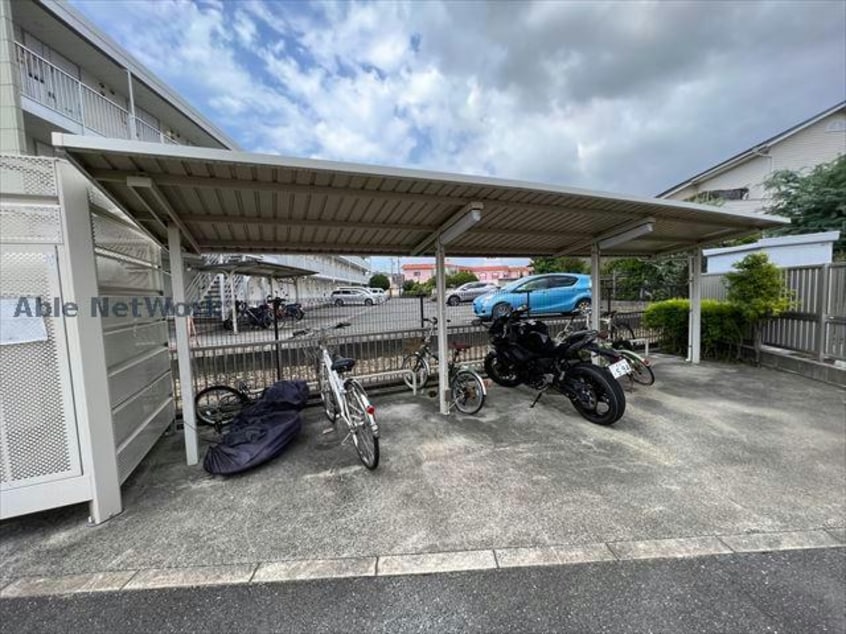  プール・トゥジュール