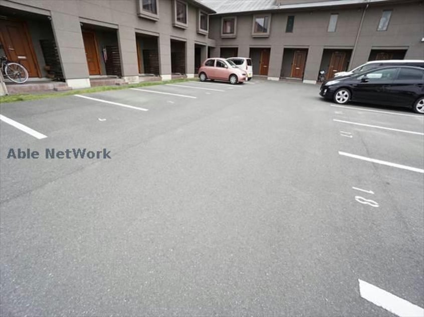  セザンヌ神野新田ⅡⅢ