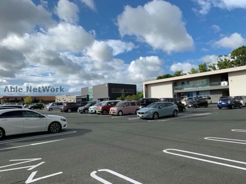 向山フォレスタウノ(ショッピングセンター/アウトレットモール)まで2523m コーポポテト