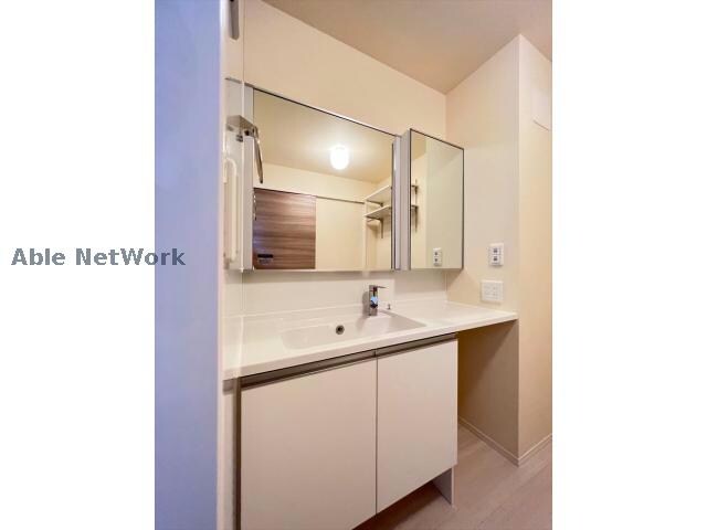  ウェストテラス大西