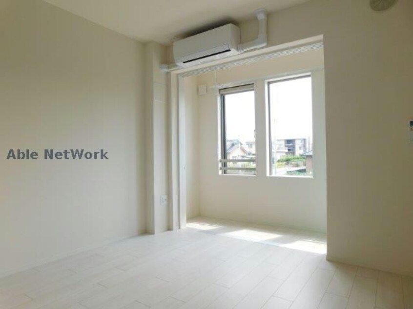 同型写真 Jiro東幸