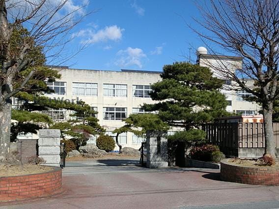 豊橋市立東田小学校(小学校)まで499m グロリエッテ上地