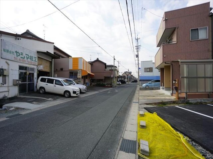  セザンヌ飯村