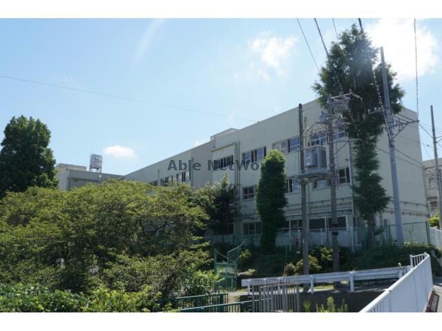 豊橋市立牛川小学校(小学校)まで1059m サニーマンション戸田
