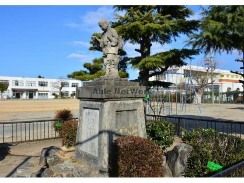 豊橋市立前芝小学校(小学校)まで1136m コーポ山内　伍番館