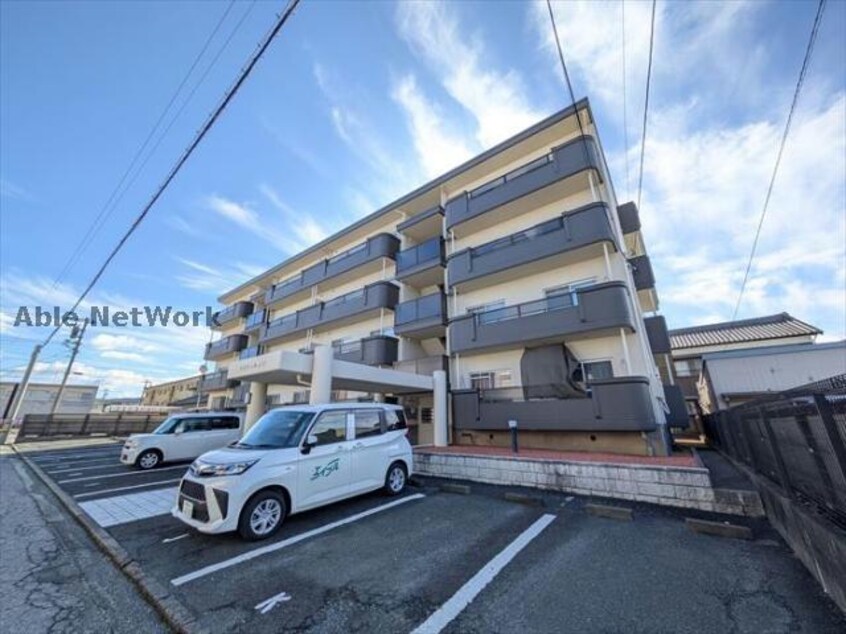  モナムール岩田