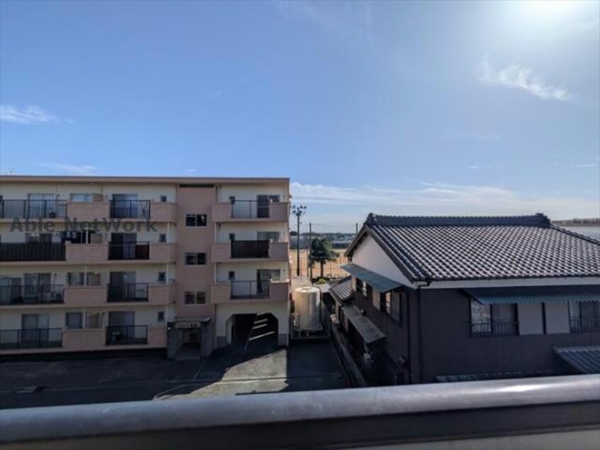  モナムール岩田