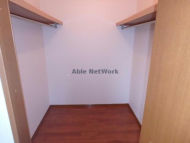  ウィルモア世安