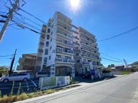 プロミネント島崎