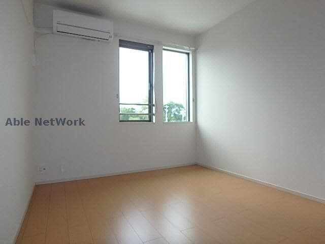  プール・トゥジュール