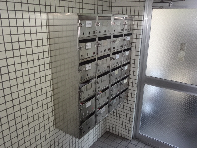  三和ビル