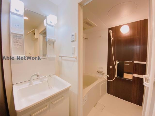  フォーエス本山