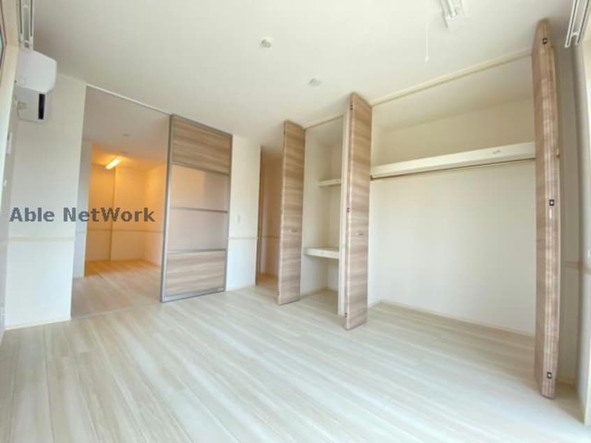  Lungo La ferrovia.307