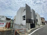 イーナ島崎
