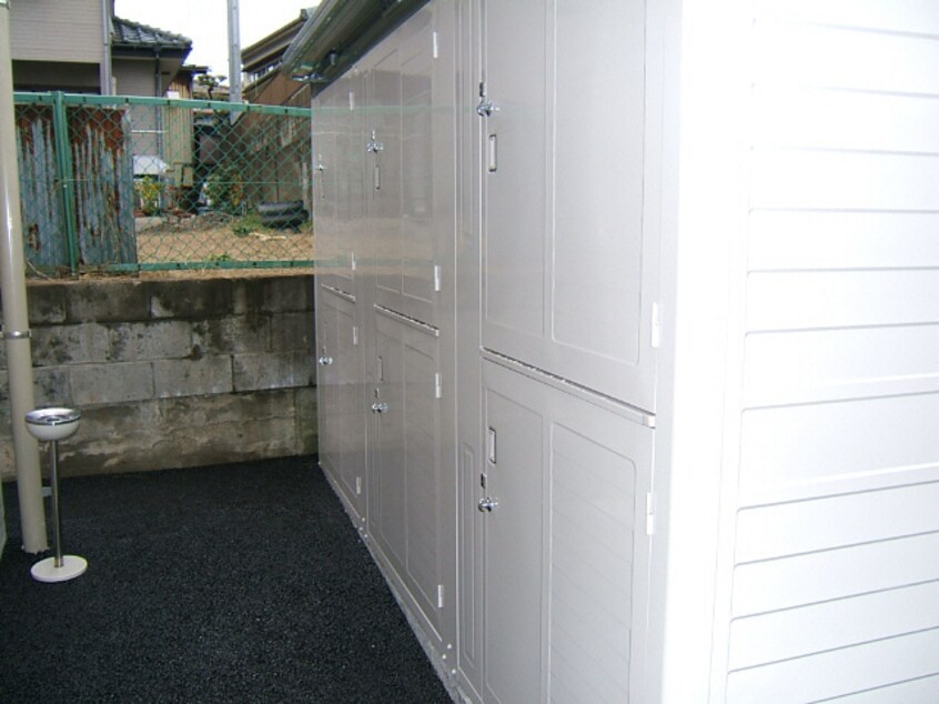 ﾄﾗﾝｸﾙｰﾑ マンショングスク