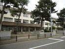 新潟市立浜浦小学校(小学校)まで426m メゾン・ド・ユウ