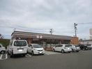 セブンイレブン新潟川岸町3丁目店(コンビニ)まで369m クリーンハウス白山