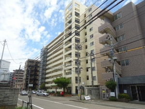 コープ野村川端町　B棟