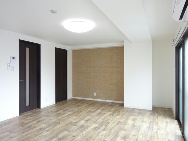 別部屋参考写真 越後線/関屋駅 徒歩5分 3階 築52年