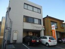 新潟学校町三郵便局(郵便局)まで255m カーサベルツリー