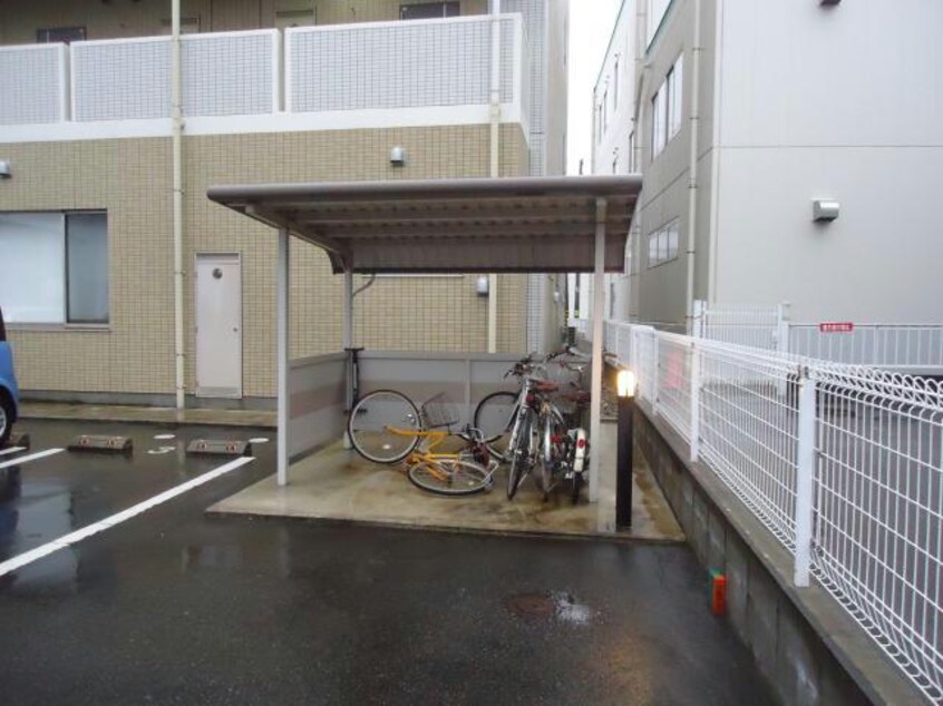  サンリット上近江