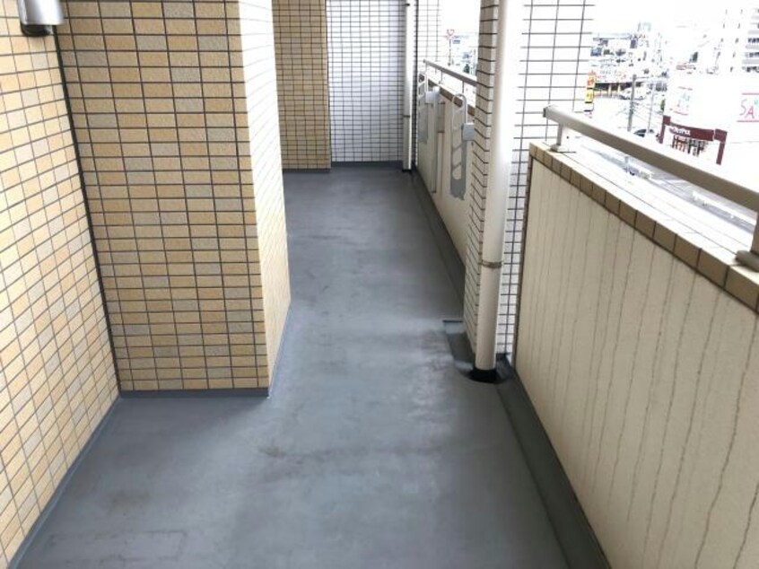  サンリット上近江