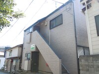 テネメントハウス坂井