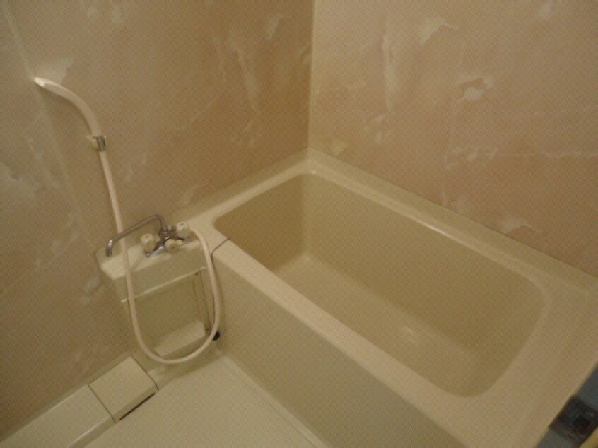  第８ロイヤル礎