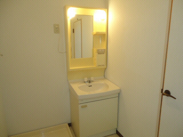  第８ロイヤル礎