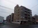 新潟ロイヤルマンションの外観