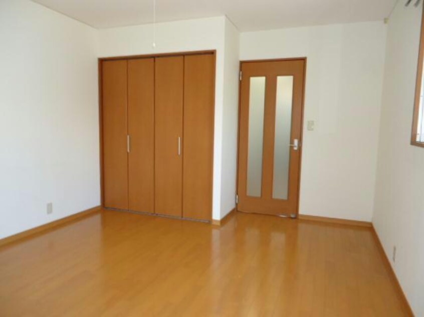  フラット東中通