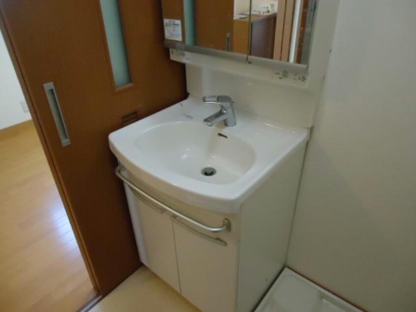  フラット東中通