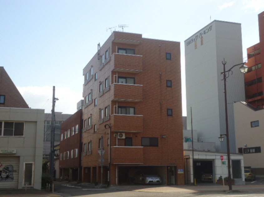  第７ロイヤル礎