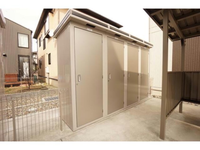  ロイヤルガーデンコート新和