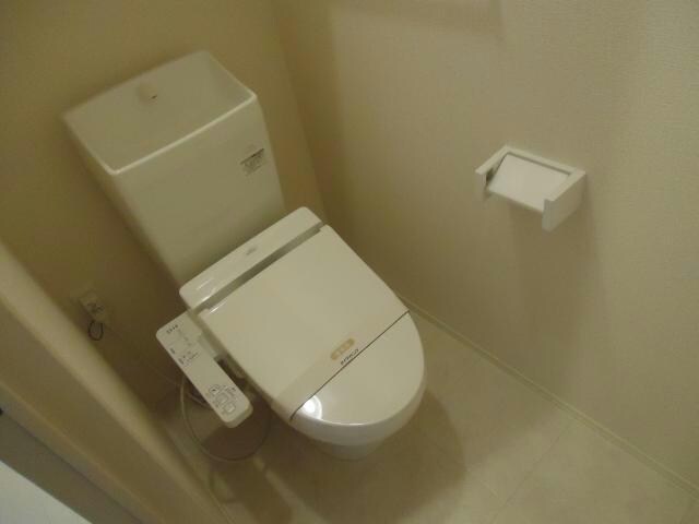  ロイヤルガーデンコート新和