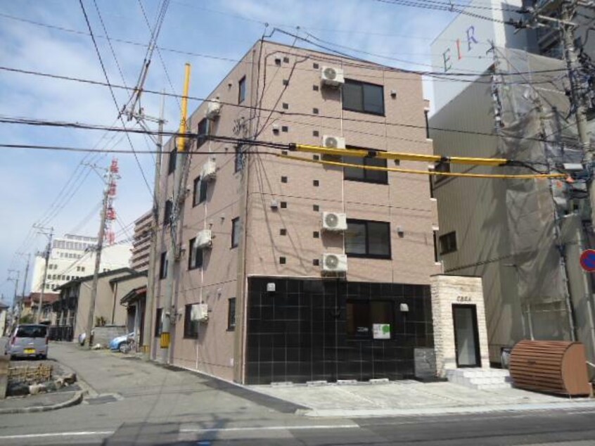  CREA