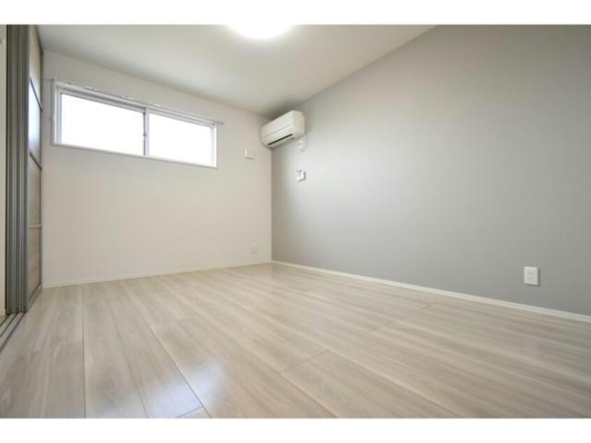  Ｄ‐ＲＯＯＭ女池上山Ⅱ