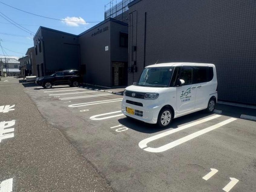  イーリッチテラス上所上